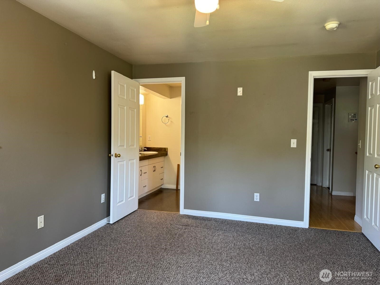 151 West Clark Road Shelton, WA 98584 - Photo 10 of 34 a view of a livingroom with a bathroom