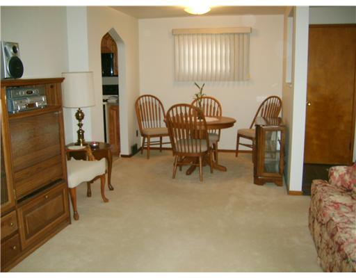 878 Glass Run Road Baldwin, PA 15236 - Photo 5 of 18 Dining Room. Livingroom Flows to Dining Area