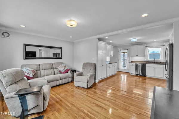 $379,000 | 826 Mosby Street Southwest, Abingdon, VA 24210