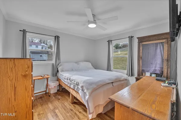 $379,000 | 826 Mosby Street Southwest, Abingdon, VA 24210