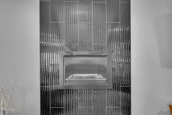 $379,000 | 826 Mosby Street Southwest, Abingdon, VA 24210