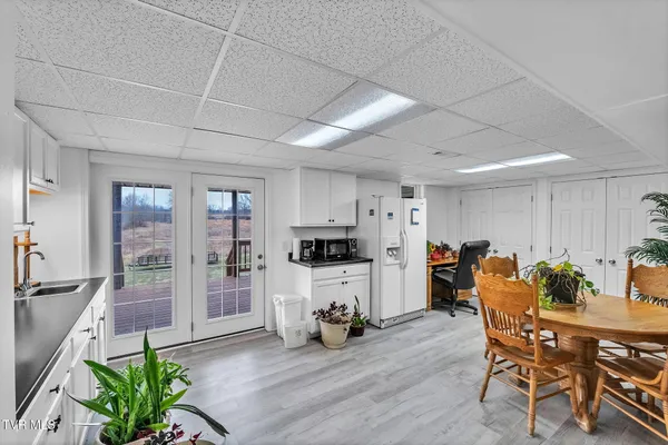 $379,000 | 826 Mosby Street Southwest, Abingdon, VA 24210