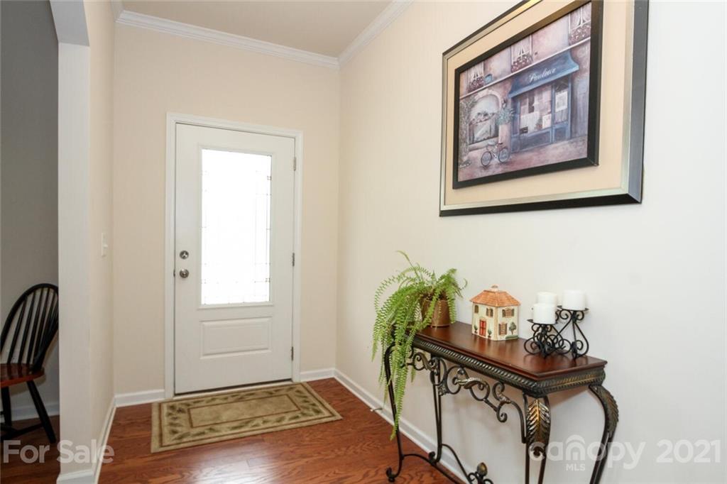 10329 Ebbets Road Charlotte, NC 28273 - Photo 3 of 36 Gallery Image 3