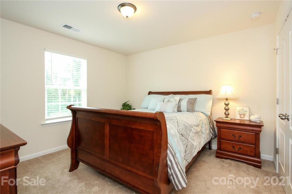 10329 Ebbets Road Charlotte, NC 28273 - Photo 23 of 36 Gallery Image 23