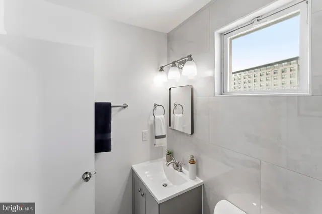 $930,000 | 1019 First Street, Alexandria, VA 22314