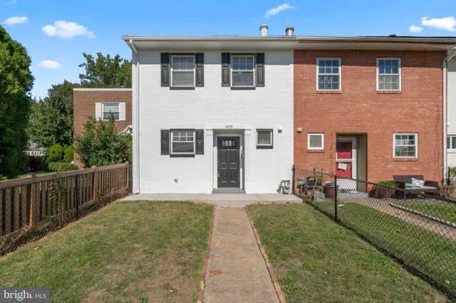 $930,000 | 1019 First Street, Alexandria, VA 22314