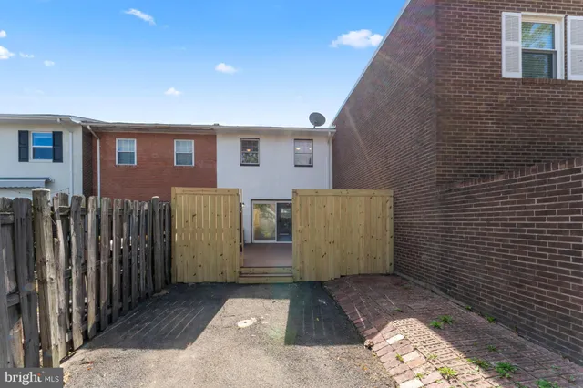 $930,000 | 1019 First Street, Alexandria, VA 22314