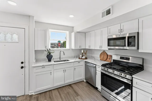 $930,000 | 1019 First Street, Alexandria, VA 22314