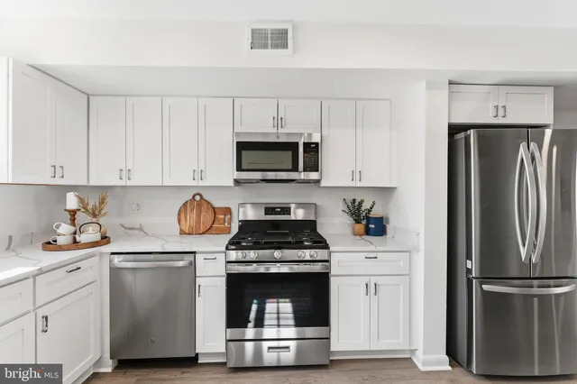 $930,000 | 1019 First Street, Alexandria, VA 22314