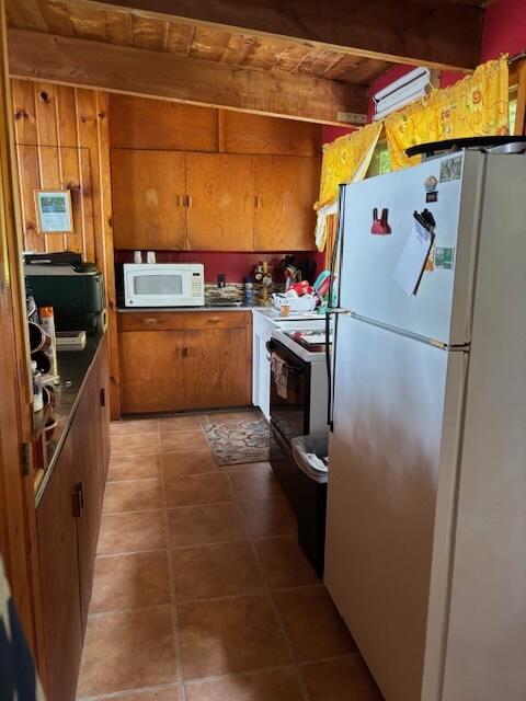 109 Carpenter Point Road Livermore, ME 04253 - Photo 10 of 19 Kitchen