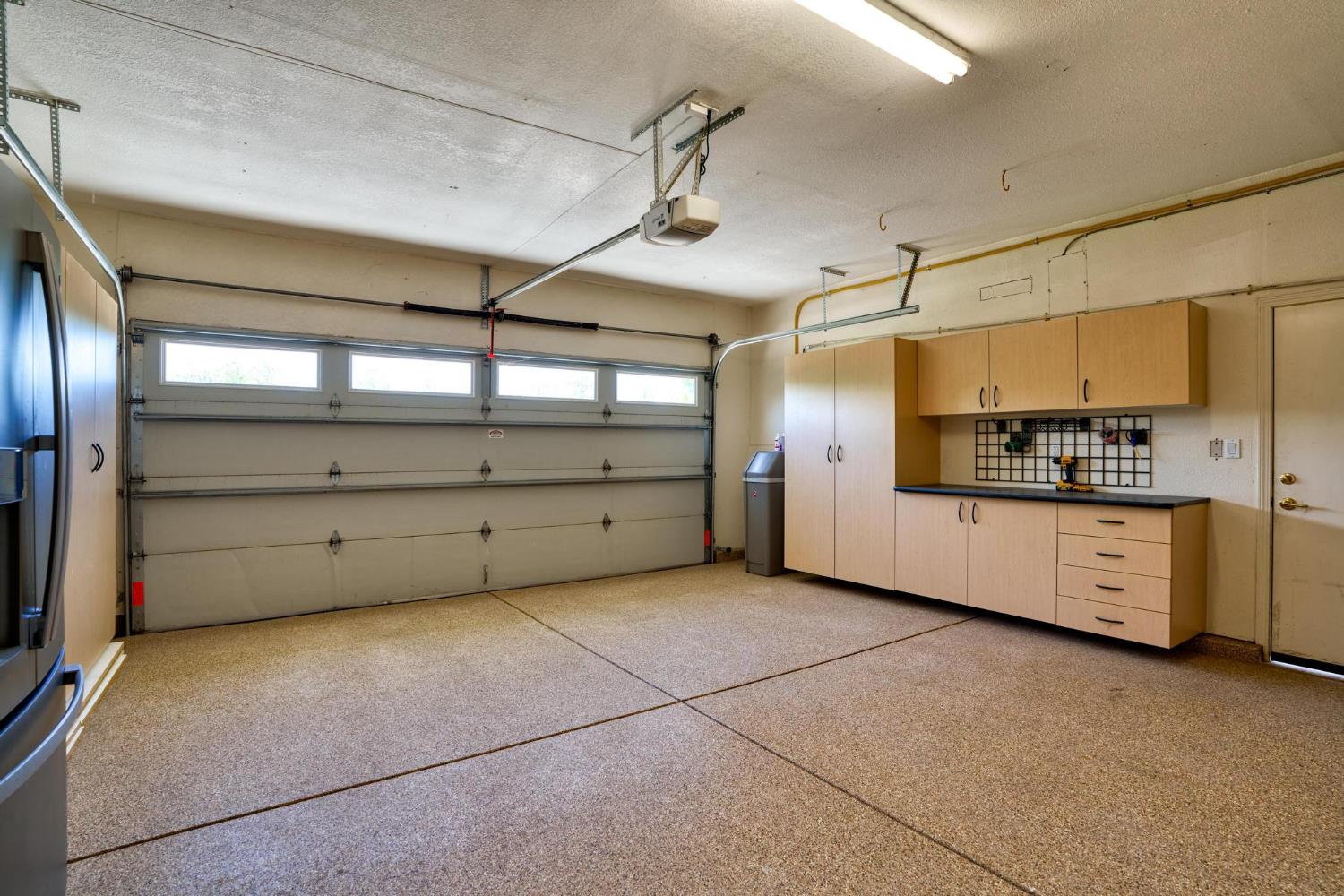 426 South Highland Avenue Ripon, CA 95366 - Photo 73 of 82 a view of a garage room