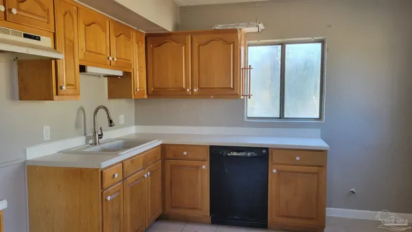 $1,000 | 427 Lakeview Avenue, Cantonment, FL 32533