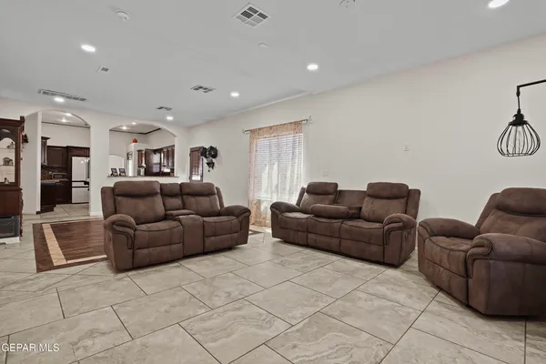 $329,950 | 11505 Ellen Drive, Socorro, TX 79927