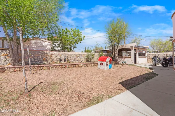 $329,950 | 11505 Ellen Drive, Socorro, TX 79927