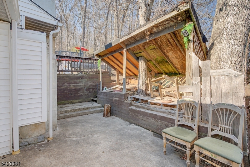 599 Berkshire Valley Road Wharton, NJ 07885 - Photo 18 of 20 a view of balcony and deck