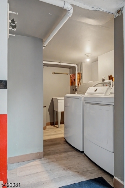 599 Berkshire Valley Road Wharton, NJ 07885 - Photo 20 of 20 a utility room with dryer and washer