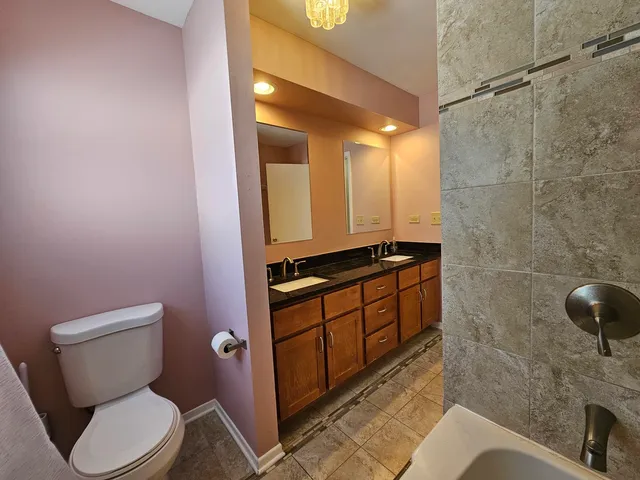 $2,950 | 9924 Crawford Avenue, Skokie, IL 60076