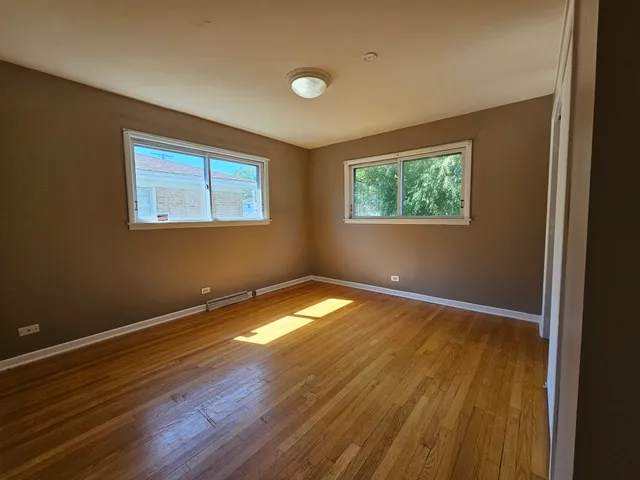 $2,950 | 9924 Crawford Avenue, Skokie, IL 60076