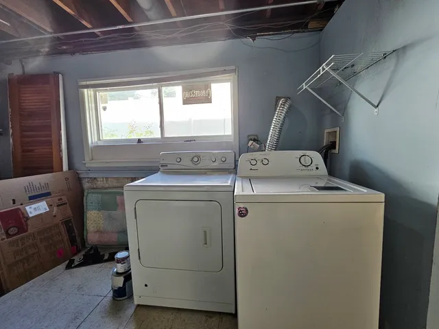 $2,950 | 9924 Crawford Avenue, Skokie, IL 60076