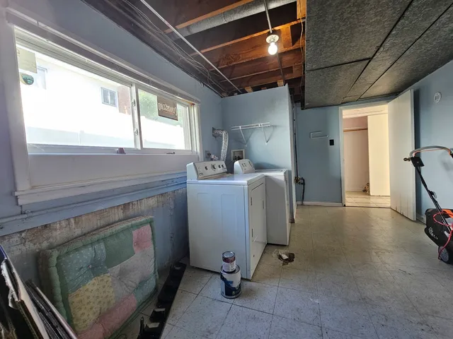 $2,950 | 9924 Crawford Avenue, Skokie, IL 60076