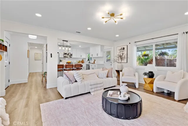 $1,519,000 | 3141 Barbados Place, Costa Mesa, CA 92626