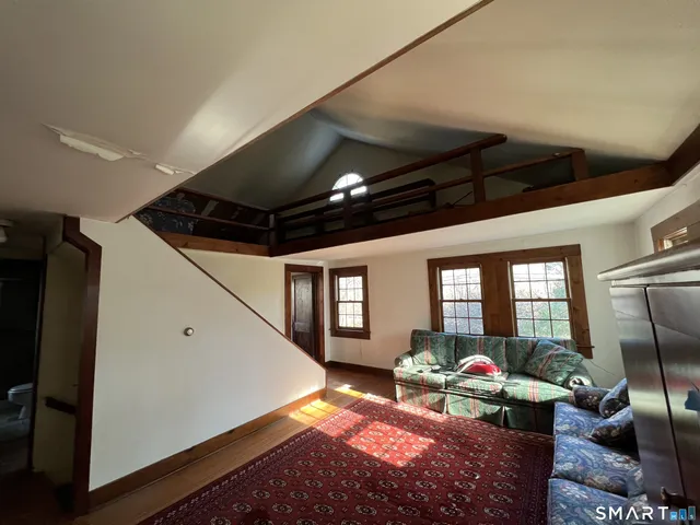 $575,000 | 290 Newtown Turnpike, Weston, CT 06883