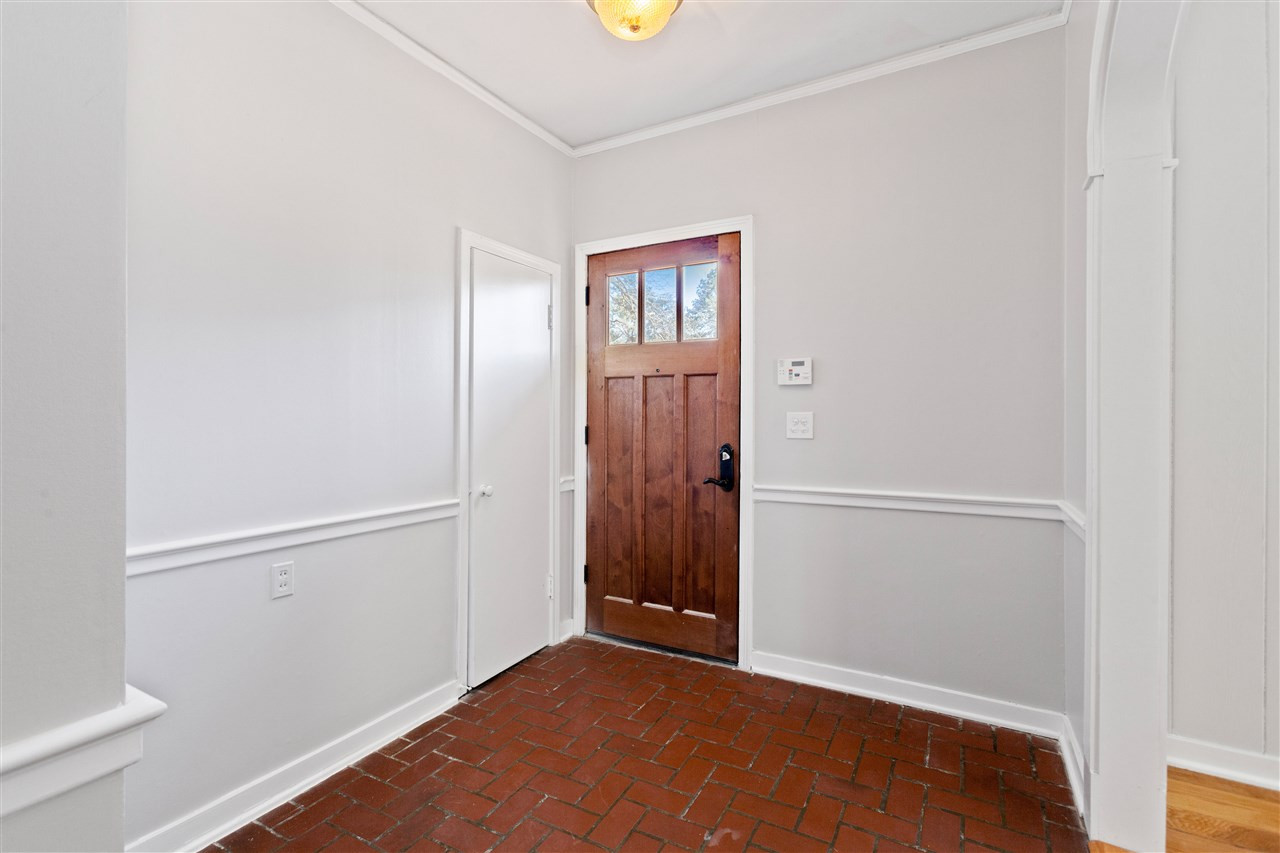 930 Meadowbrook Road Jackson, MS 39206 - Photo 6 of 50 Photo 6