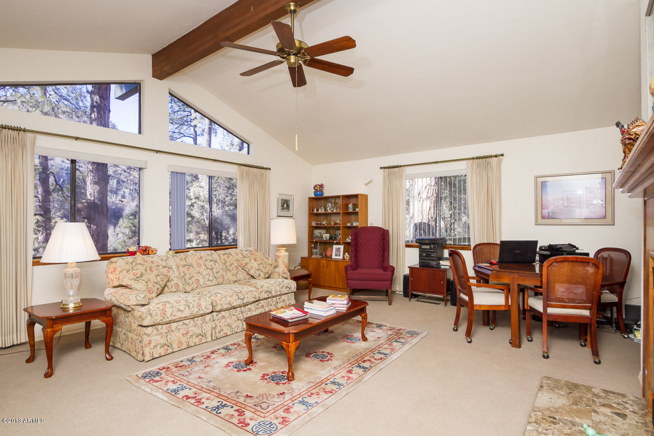 1325 Coyote Road Prescott, AZ 86303 - Photo 3 of 4 006_Living Room