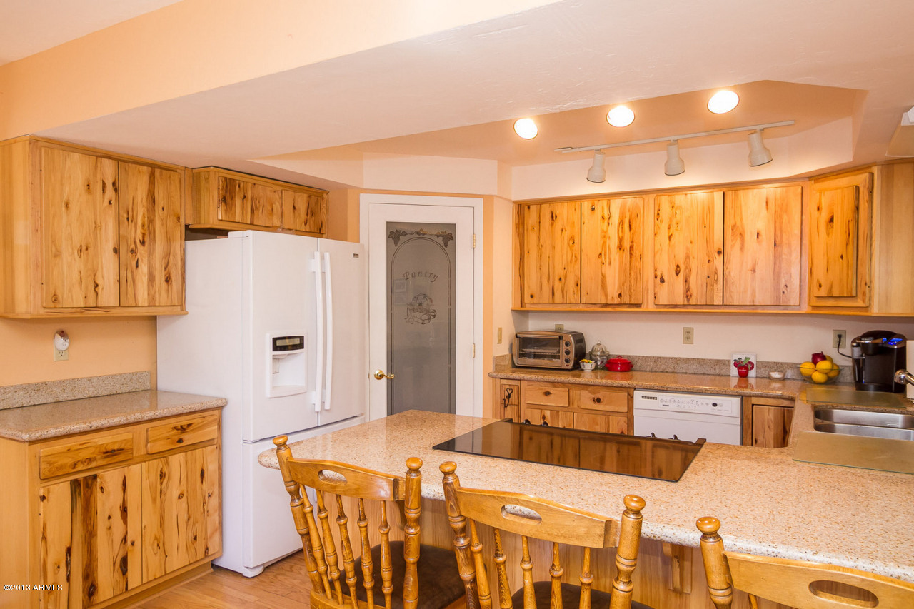 1325 Coyote Road Prescott, AZ 86303 - Photo 4 of 4 012_Kitchen