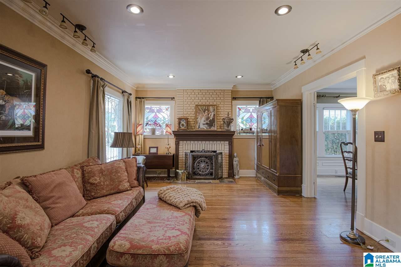 902 Stuart Street Birmingham, AL 35209 - Photo 7 of 44