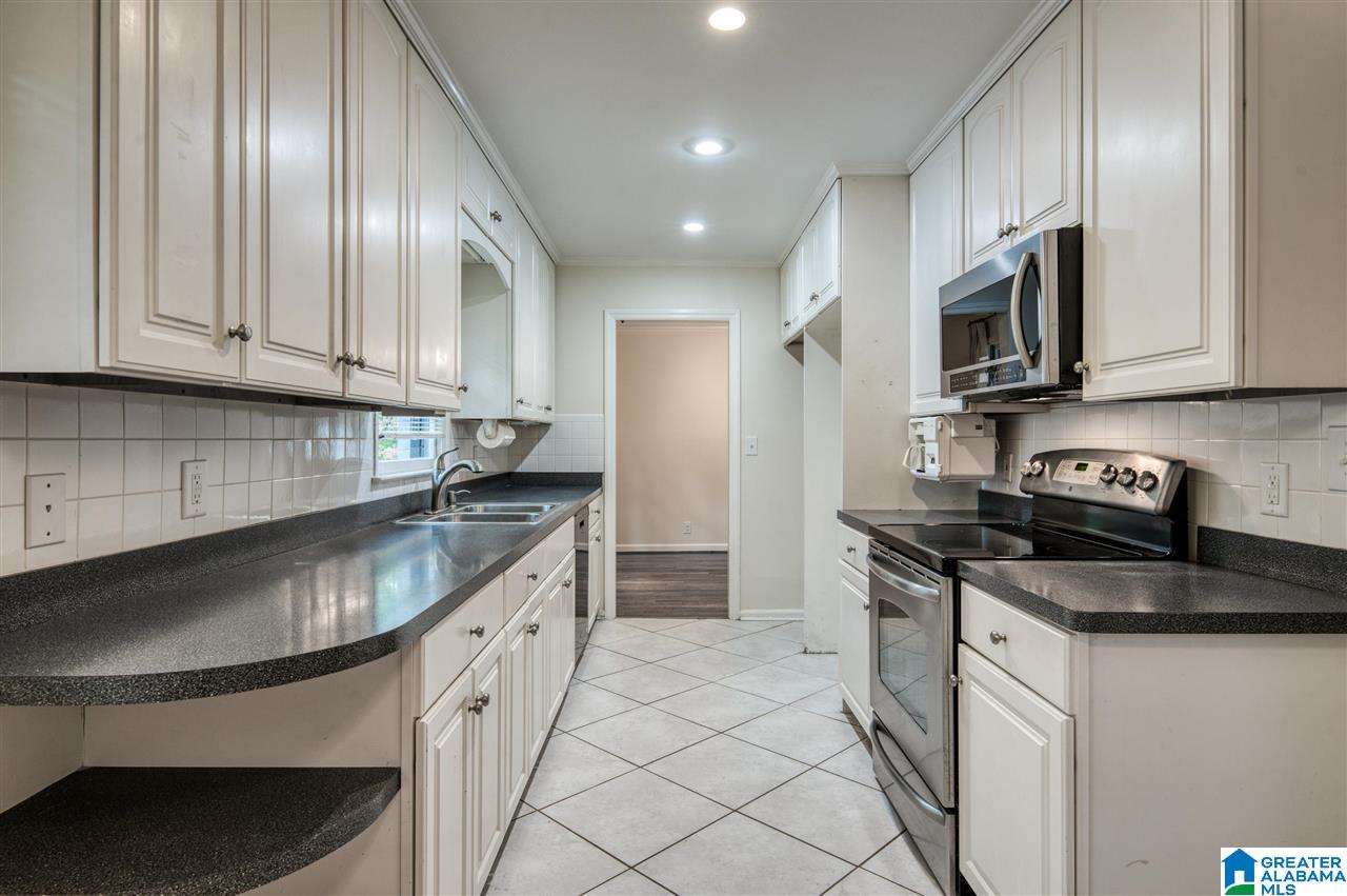 706 Warwick Road Birmingham, AL 35209 - Photo 23 of 32
