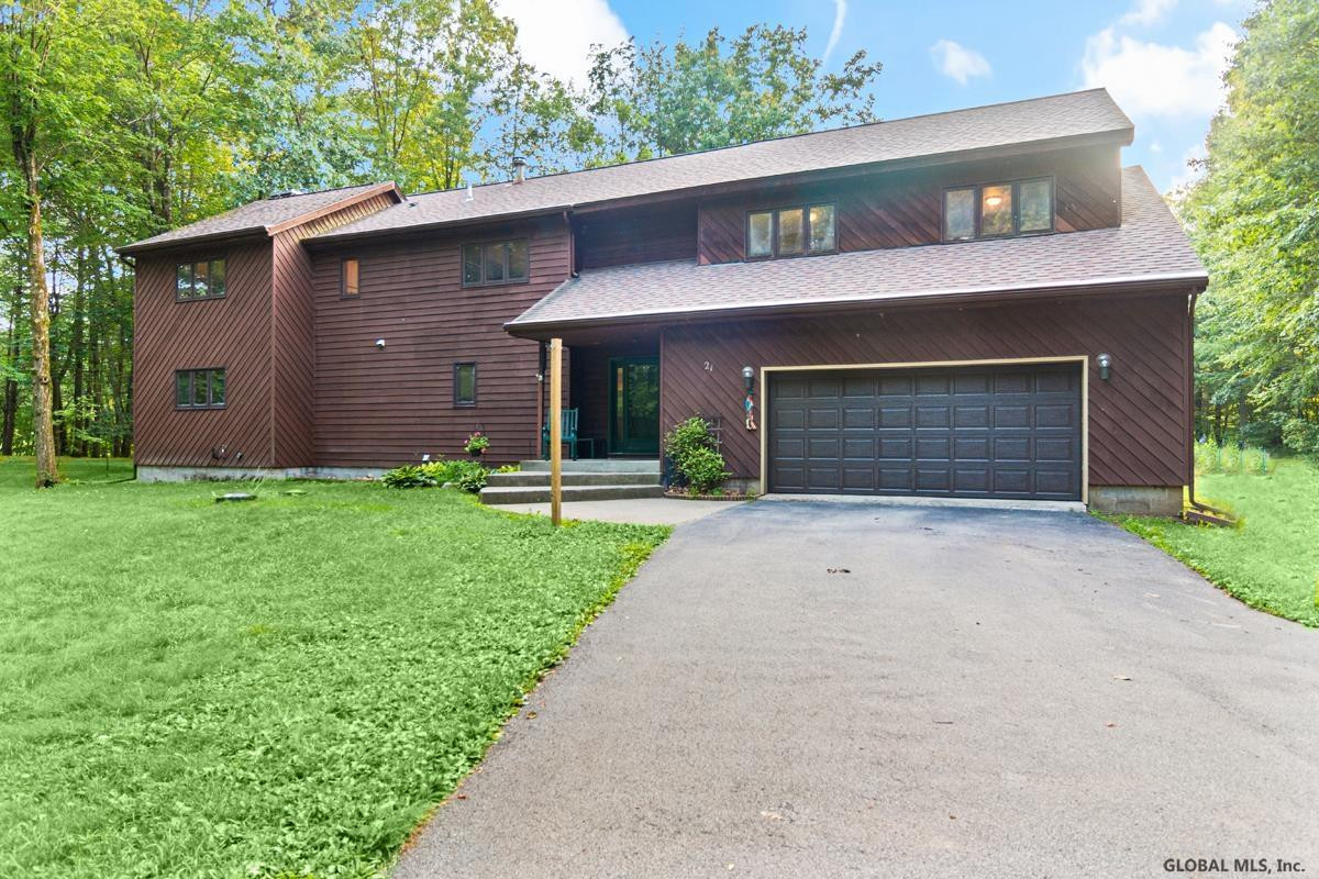 21 Phillips Road Stillwater, NY 12170 - Photo 1 of 49 Photo 1
