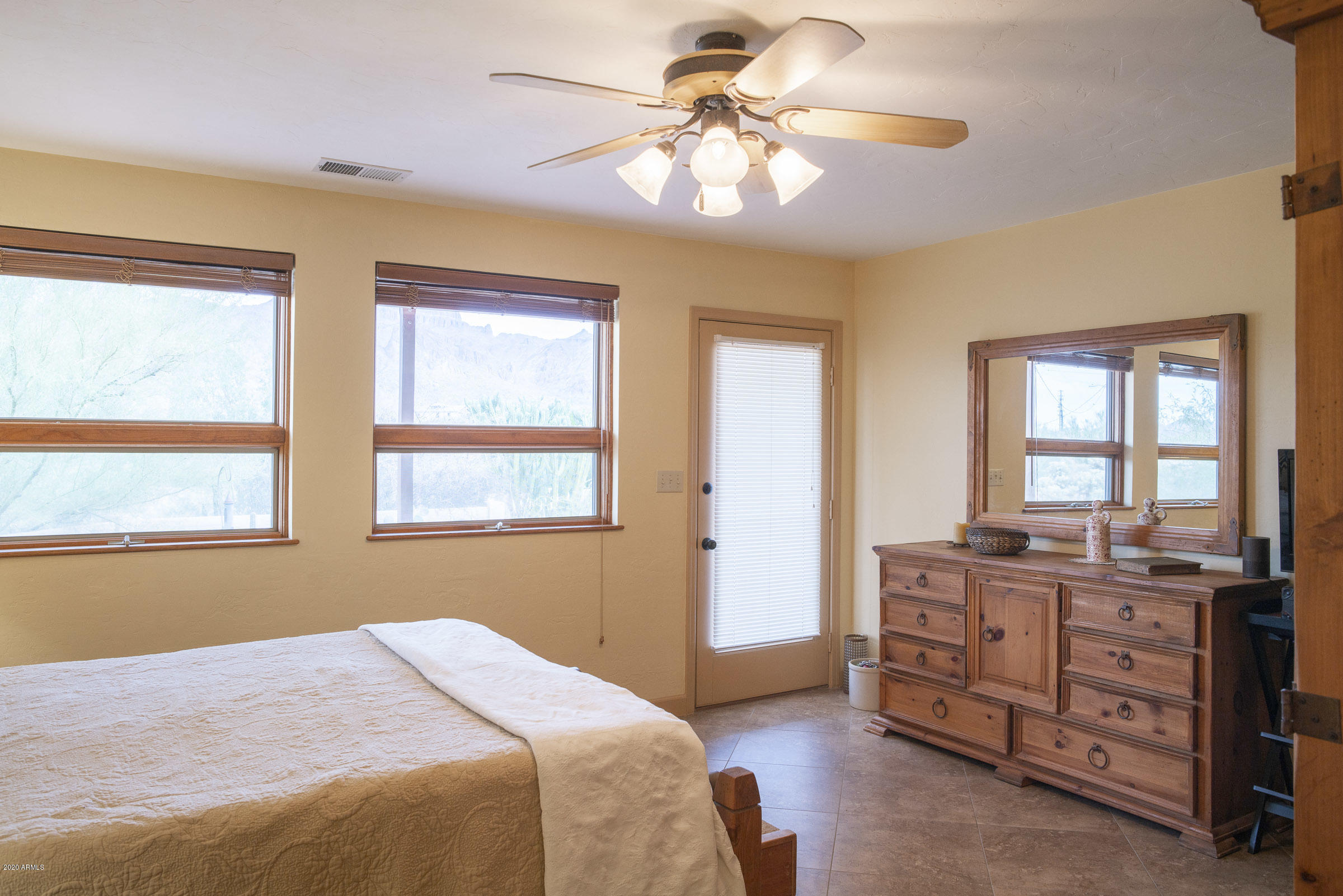 265 South Arroya Road Apache Junction, AZ 85119 - Photo 65 of 74 265 S Arroya Rd - 0095