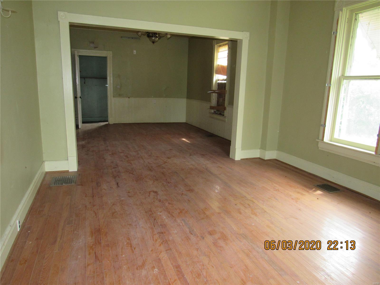 810 Union Street Alton, IL 62002 - Photo 6 of 11 Gallery Image 6