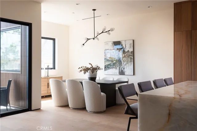 $1,849,000 | 2221 West Starview Lane, Los Angeles, CA 90026