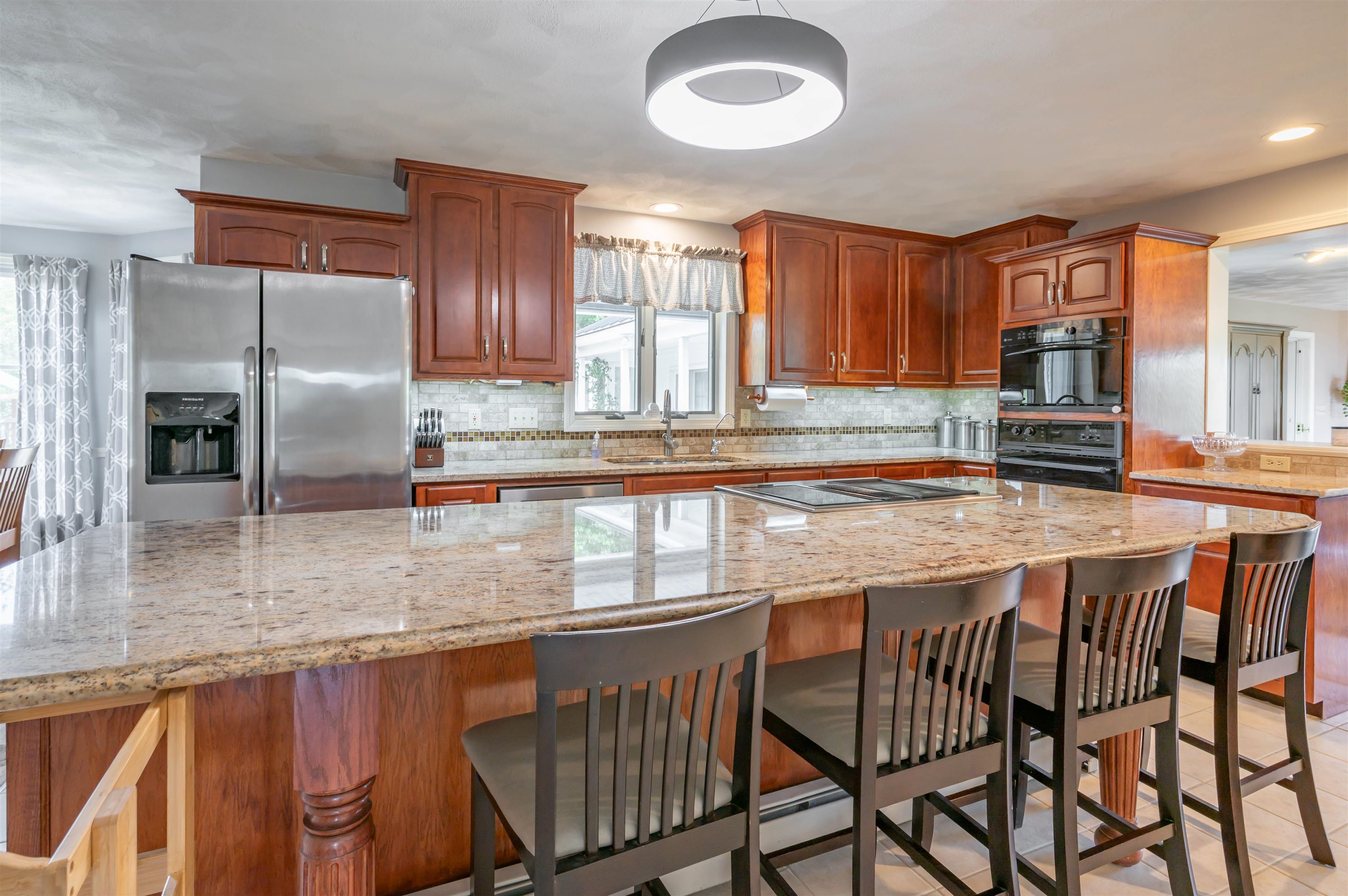7 Longview Circle Pelham, NH 03076 - Photo 13 of 39