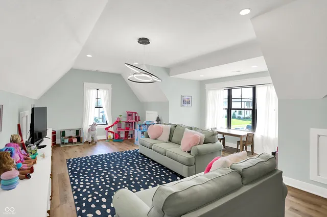 $2,595,000 | 13456 Lake Ridge Lane, Fishers, IN 46055