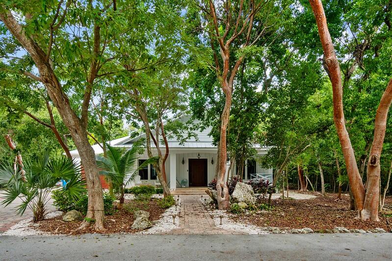 29 Flamingo Hammock Road Islamorada, FL 33036 - Photo 1 of 9 DSC09530-L