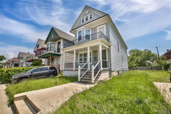 $259,000 | 641 Woodlawn Avenue, Buffalo, NY 14211