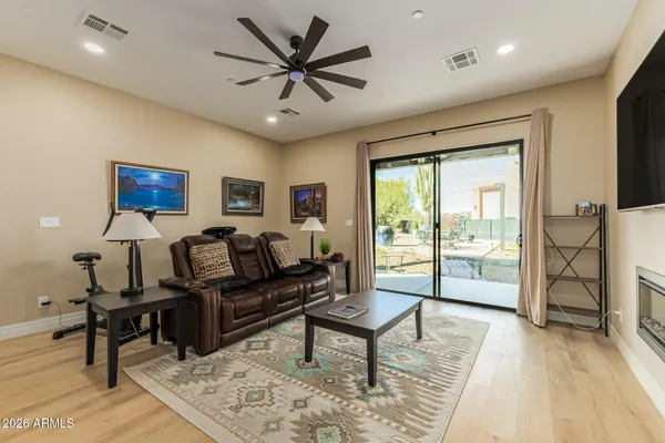 $1,400,000 | 31651 North 71st Street, Scottsdale, AZ 85266