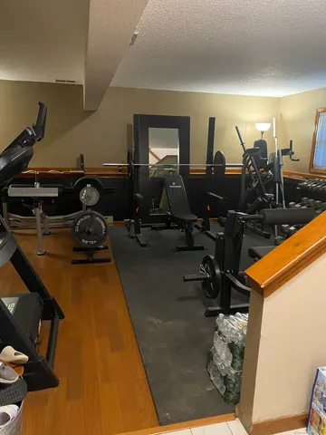 $350,000 | 11 Batesmoor Road, Waterbury, CT 06705