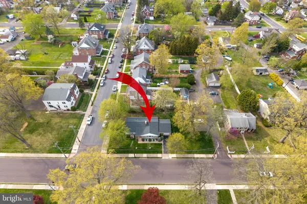 $440,000 | 604 North Line Street, Lansdale, PA 19446
