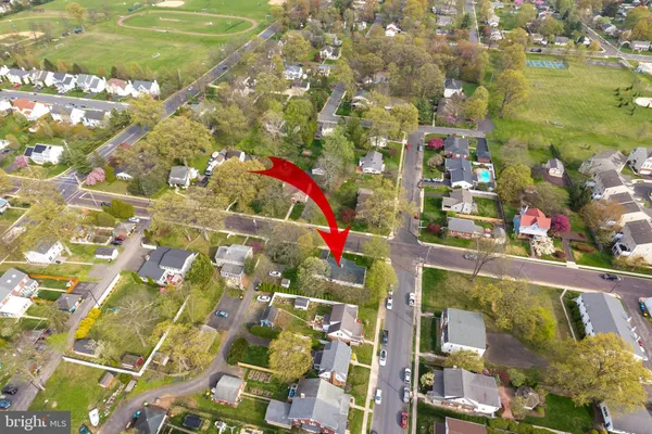 $440,000 | 604 North Line Street, Lansdale, PA 19446