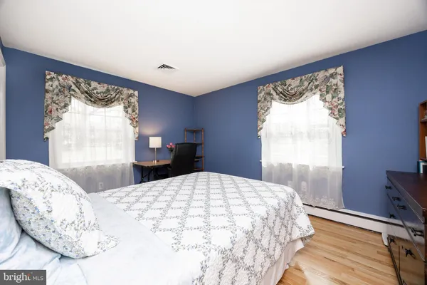 $440,000 | 604 North Line Street, Lansdale, PA 19446