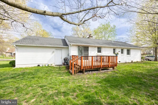 $440,000 | 604 North Line Street, Lansdale, PA 19446