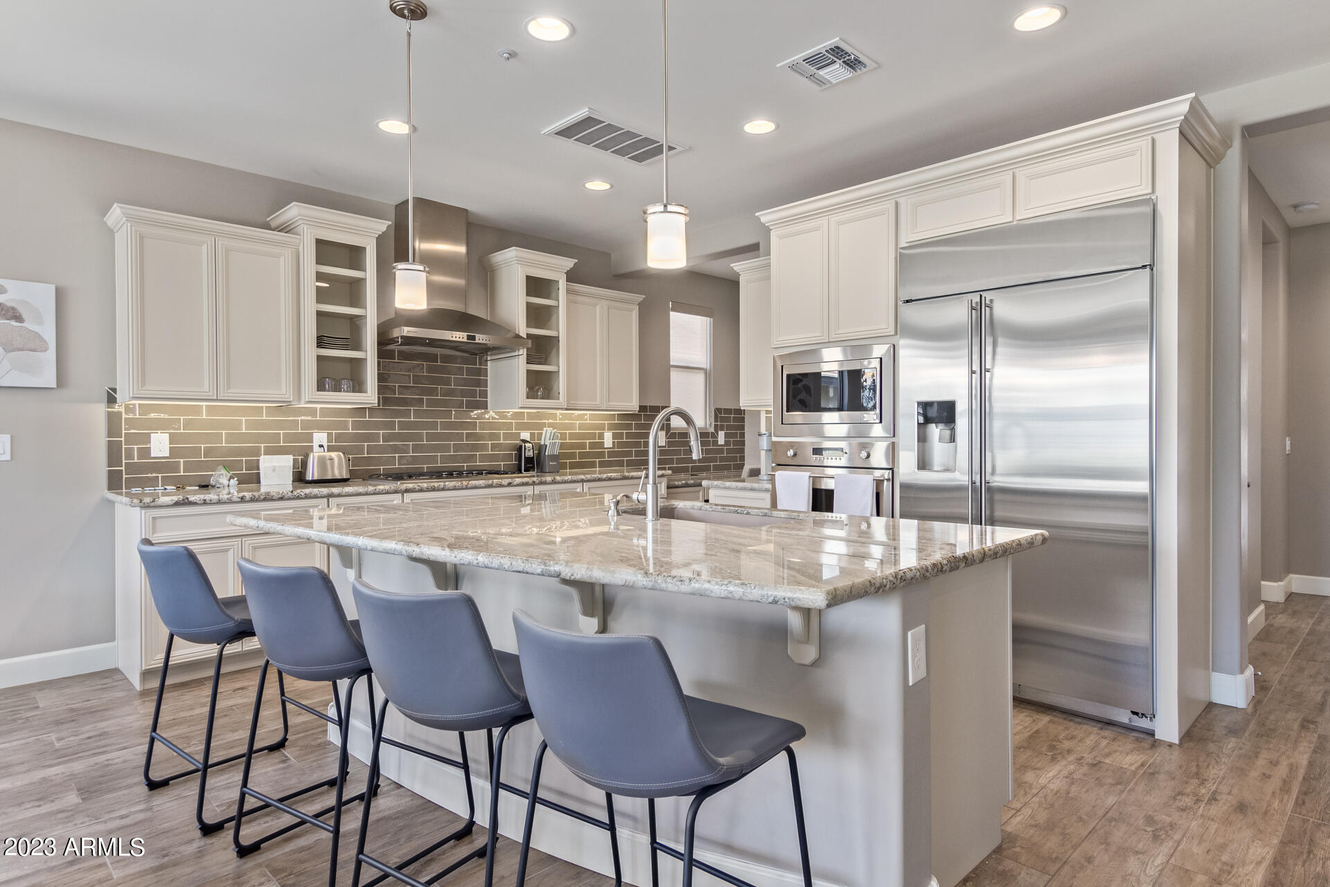 18042 East Curva De Plata Rio Verde, AZ 85263 - Photo 8 of 31 Breakfast Bar