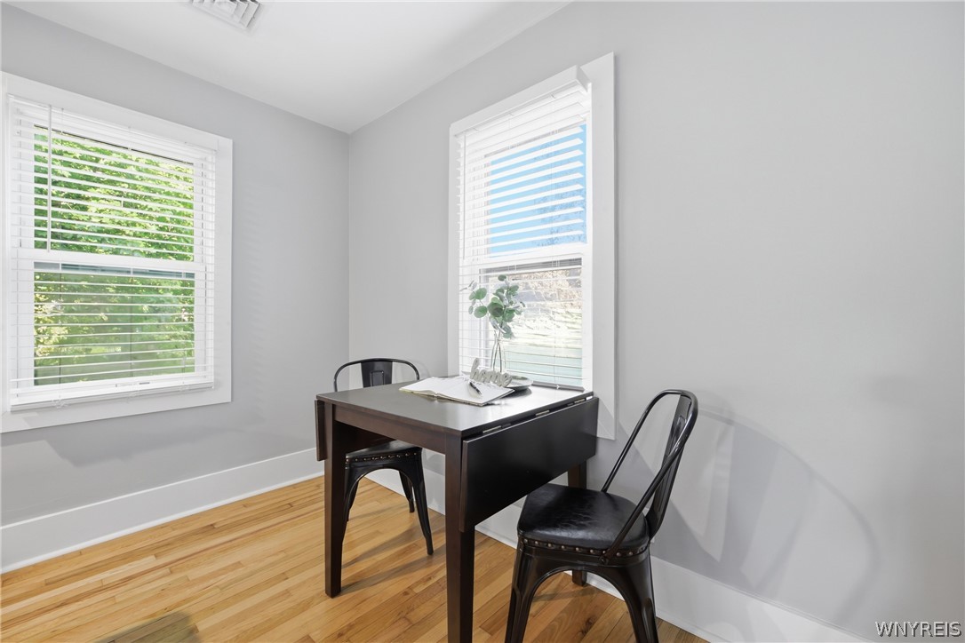 528 Ward Road North Tonawanda, NY 14120 - Photo 8 of 25