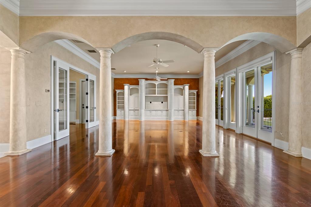 1029 Royal Pass Road Tampa, FL 33602 - Photo 15 of 68 a view of gallery with wooden floor