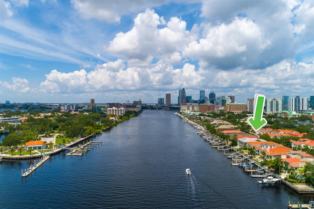 1029 Royal Pass Road Tampa, FL 33602 - Photo 3 of 68