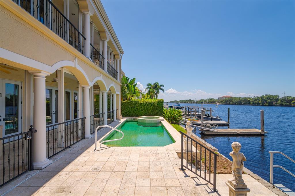 1029 Royal Pass Road Tampa, FL 33602 - Photo 60 of 68 a view of a patio with a yard